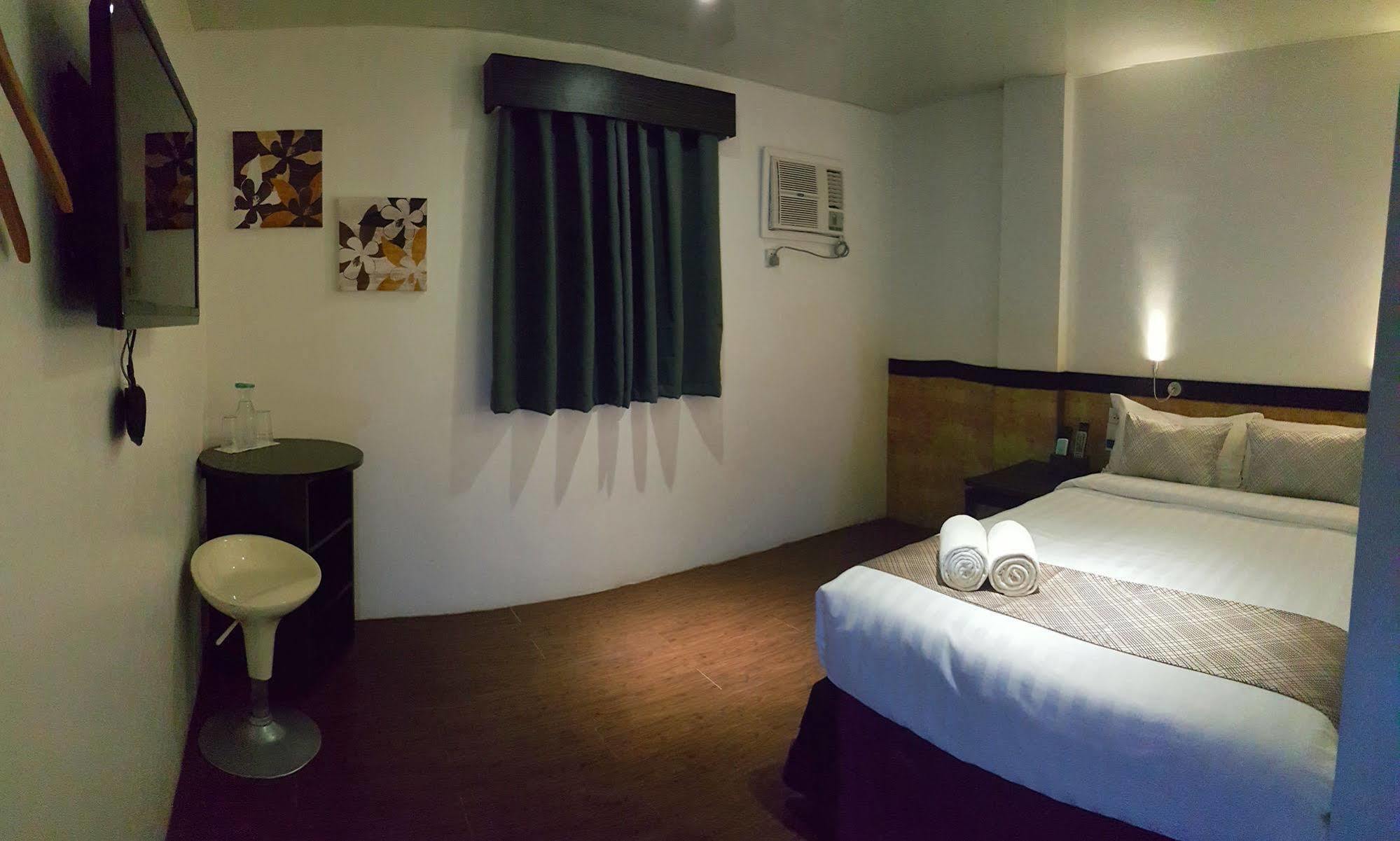 Oyo 124 Blue Dawn Boracay Hotel Manoc-Manoc Екстериор снимка